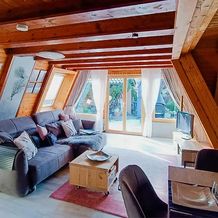 Relax Under A Pitched Roof In The Sauerland Region Hébergement de vacances Meschede